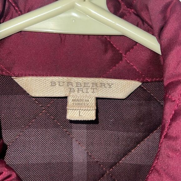 Women's Quilted Burgundy Burberry Jacket - Picture 4 of 5